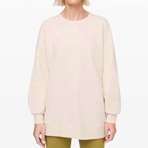 Lululemon Perfectly Oversized Crew in Light Ivory